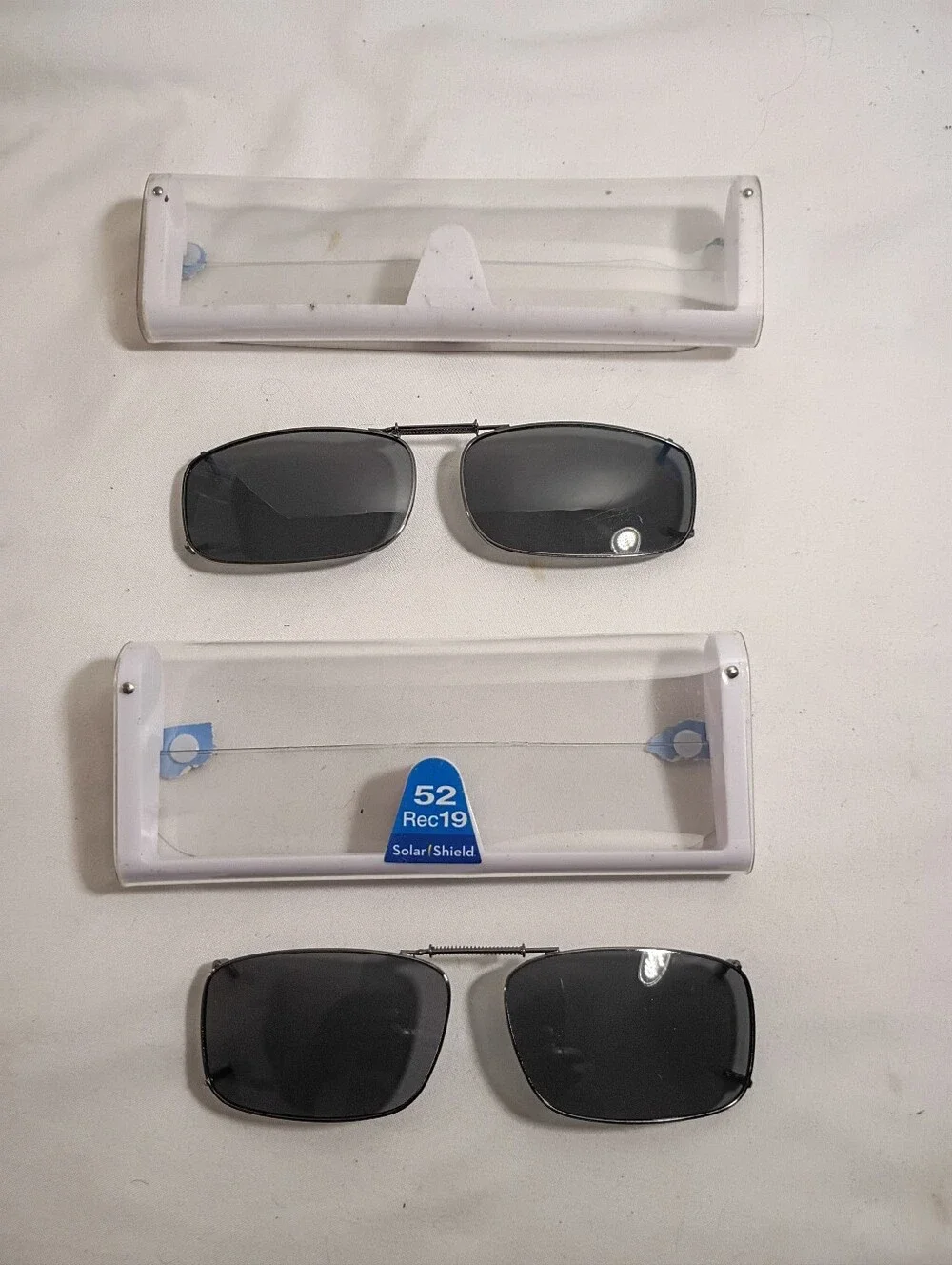 2 Foster Grant Solar Shield Polarized Clip-On Sunglasses  52 Rec 19 & 54 Rec 15